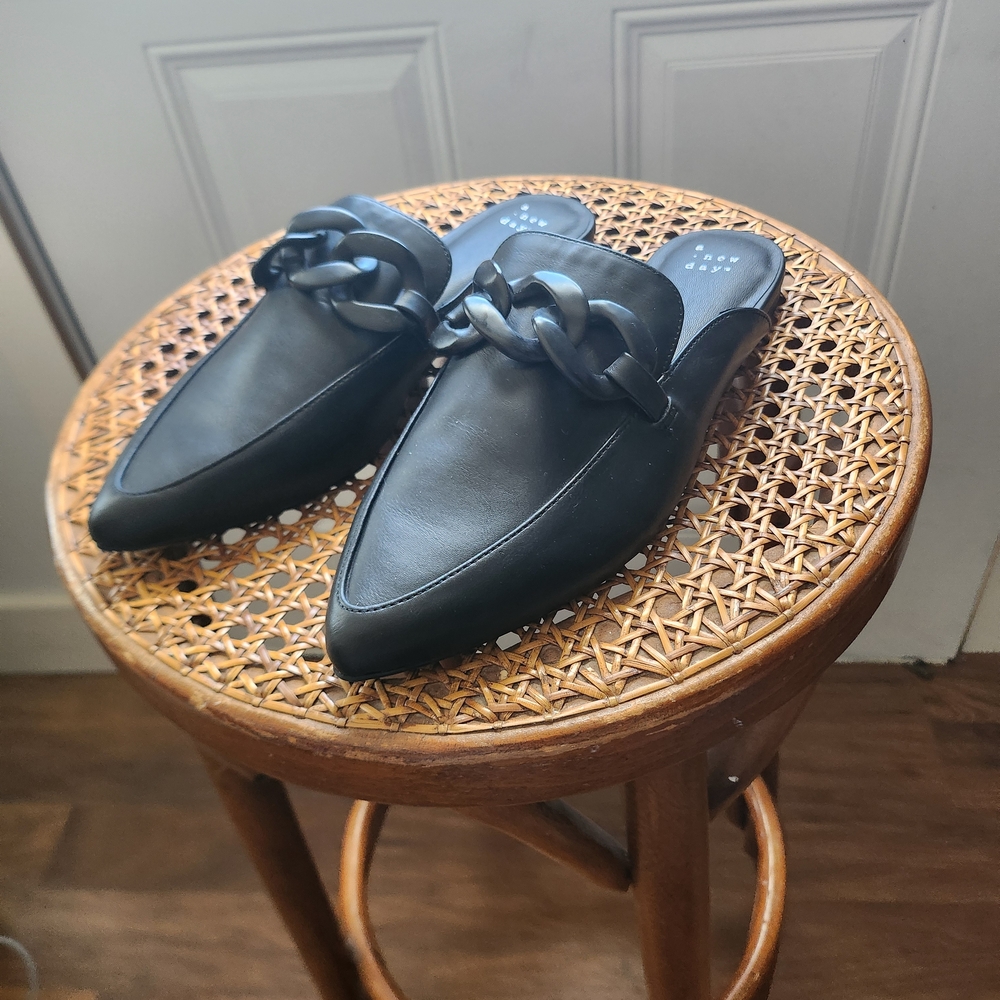 a new day Black Chain Mules